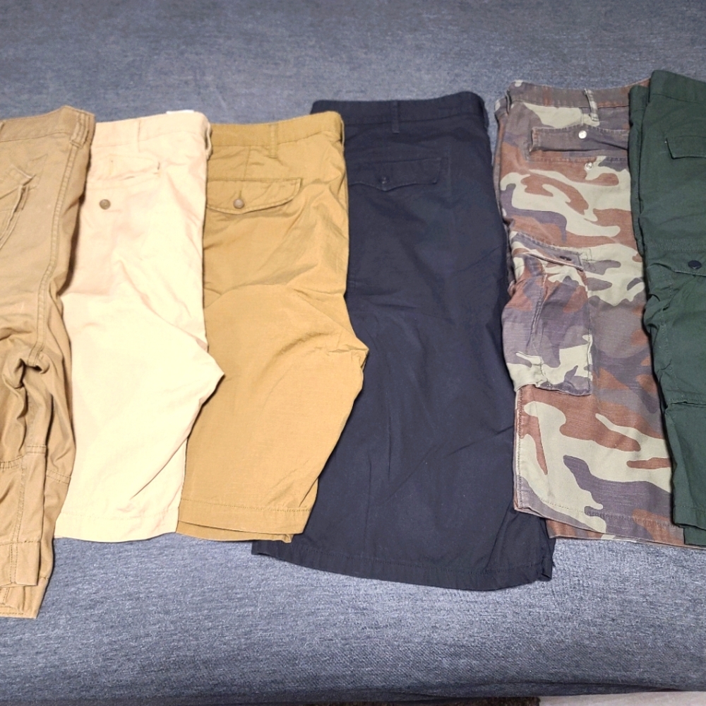 Levi Cargo Shorts